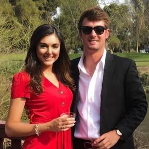 Meet your Posher, Alli